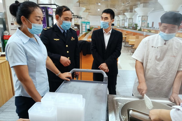 麻将赌博
深汕局为2022年“深汕杯”桨板联赛总决赛全力做好食品保障工作.jpg