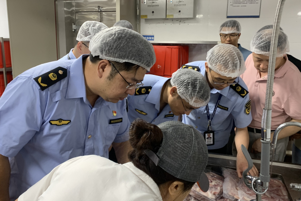 麻将赌博
龙华局为高考学子“吃得放心”保驾护航.jpg